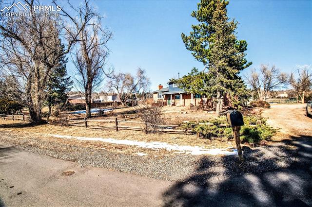 5226 Rocking R Drive