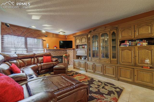 2035 Sussex Lane