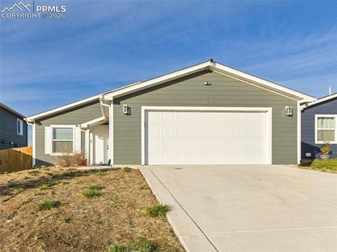 Photo of 1424 Rivers Run Avenue, Pueblo, CO 81001 (MLS # 9191093)