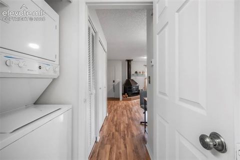 Tiny photo for 2015 Erin Loop, Colorado Springs, CO 80918 (MLS # 6375974)