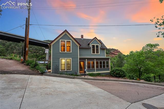 140 Cave Avenue