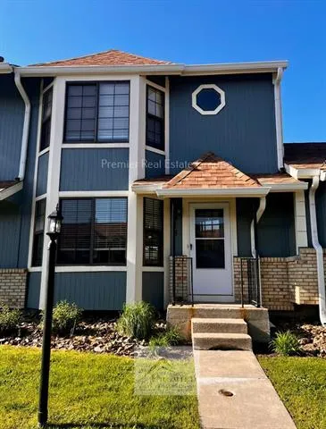 MLS: R11721537