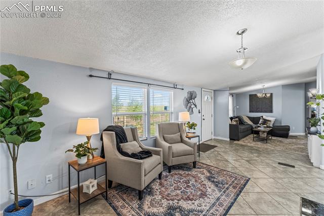 1475 High Prairie Point