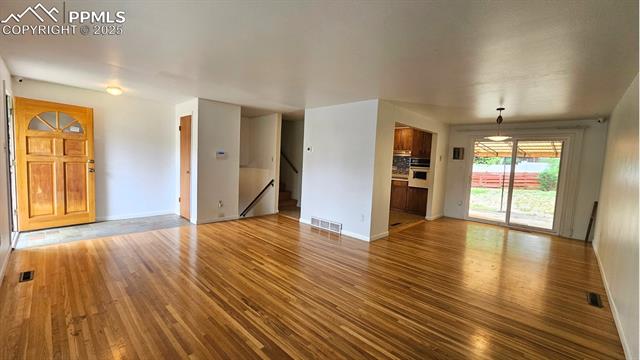 2204 Glenn Summer Road