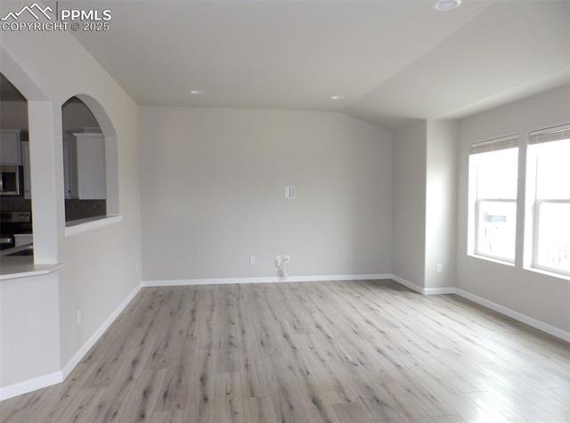 6375 White Wolf Point