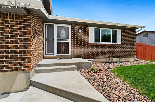 7350 Devinney Court
