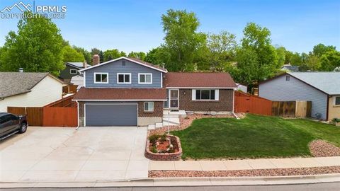 7350 Devinney Court Arvada CO 80005