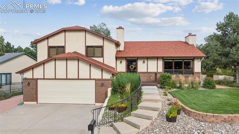 Photo of 514 Crystal Hills Boulevard, Manitou Springs, CO 80829 (MLS # 1759047)