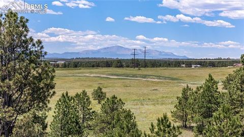 Photo of 10542 Alamar Way, Colorado Springs, CO 80908 (MLS # 1000580) Photo of 10542 Alamar Way, Colorado Springs, CO 80908 (MLS # 1000580)