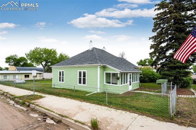 495 Golden Street