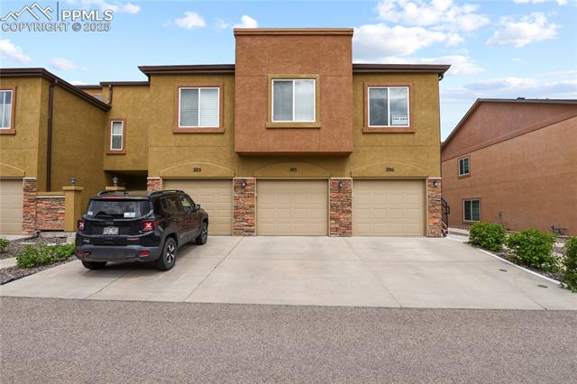 4848 Kerry Lynn View 105