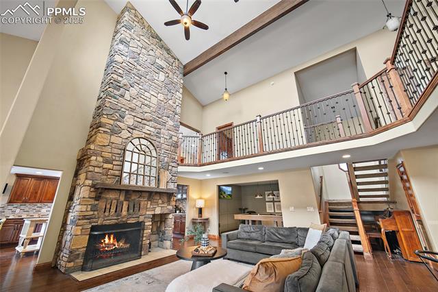 4225 Walker Vista Heights