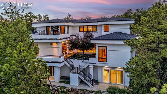 205 Cobblestone Way