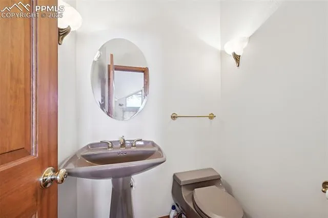 Monument, Colorado 80132, United States, 4 Bedrooms Bedrooms, ,4 BathroomsBathrooms,Residential,Active,244908