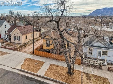 Tiny photo for 119 W Fountain Boulevard, Colorado Springs, CO 80903 (MLS # 3433353)