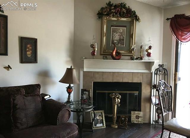4537 Lamplighter Circle