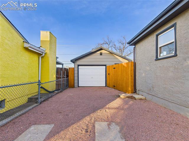 2727 Denver Boulevard