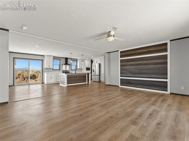 2690 E Ellicott Road