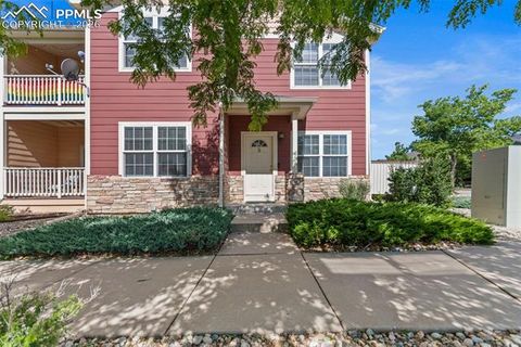 Photo of 1563 Monterey Road #B, Colorado Springs, CO 08910 (MLS # 1705924)