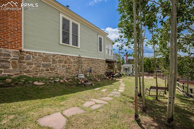 220 E Eaton Avenue