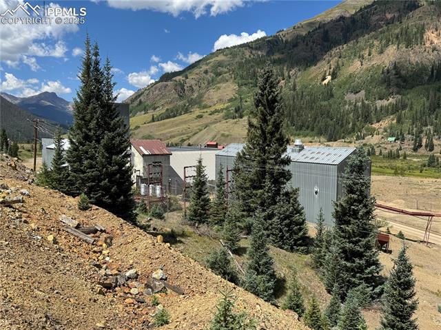 2201 County Road 2