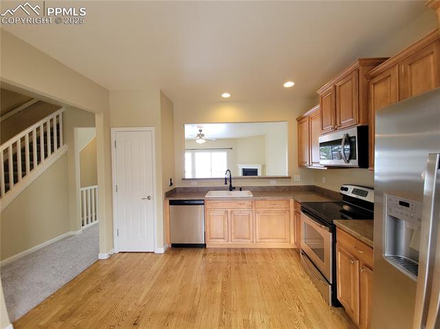 932 Burning Bush Point