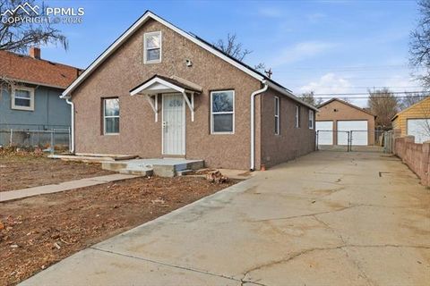 Photo of 1833 E 13th Street, Pueblo, CO 81001 (MLS # 9562427)