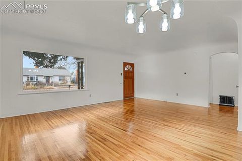 Tiny photo for 917 N Institute Street, Colorado Springs, CO 80903 (MLS # 6719375)