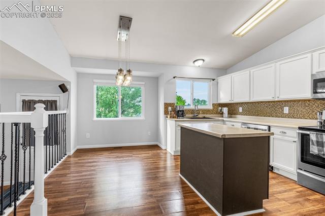 4886 Little London Drive
