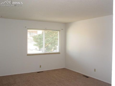 Tiny photo for 2012 Mount Washington Avenue, Colorado Springs, CO 80906 (MLS # 9049887)