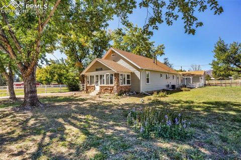 Tiny photo for 401 Dozier Avenue, Canon City, CO 81212 (MLS # 7971490)