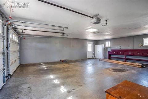 Tiny photo for 401 Dozier Avenue, Canon City, CO 81212 (MLS # 7971490)