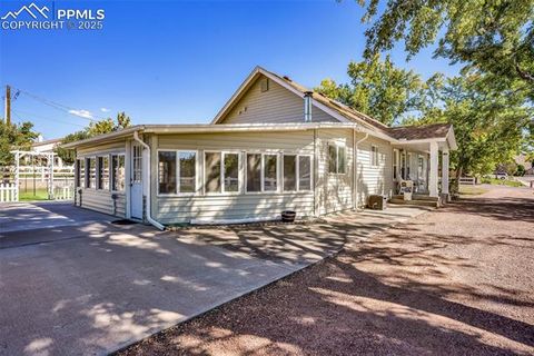 Tiny photo for 401 Dozier Avenue, Canon City, CO 81212 (MLS # 7971490)