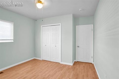 Tiny photo for 401 Dozier Avenue, Canon City, CO 81212 (MLS # 7971490)