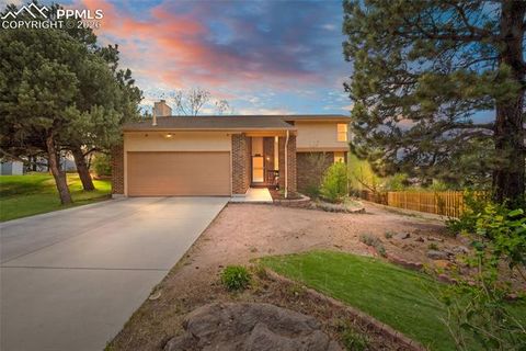 Photo of 6270 Galway Drive, Colorado Springs, CO 80918 (MLS # 7511514)