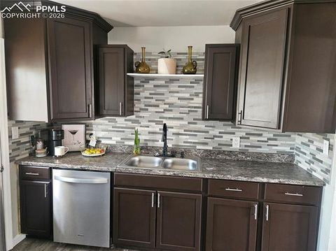 Tiny photo for 2111 Vinewood Lane, Pueblo, CO 81005 (MLS # 7834000)