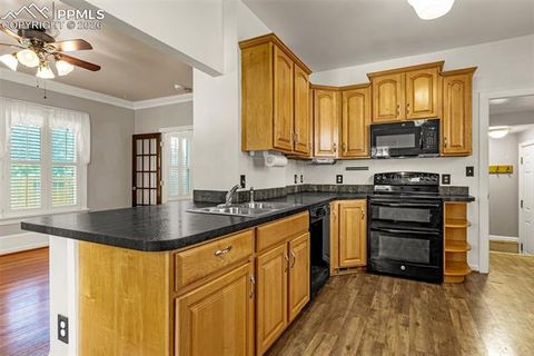 Tiny photo for 806 E Platte Avenue, Colorado Springs, CO 80903 (MLS # 3312016)