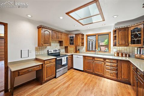 Tiny photo for 40 Friendship Lane, Colorado Springs, CO 80904 (MLS # 4726630)