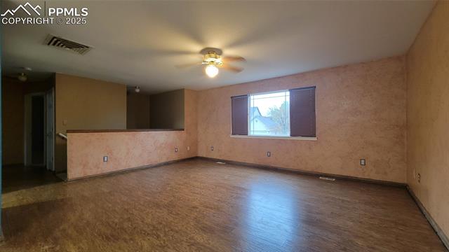 270 W Baldwyn Drive