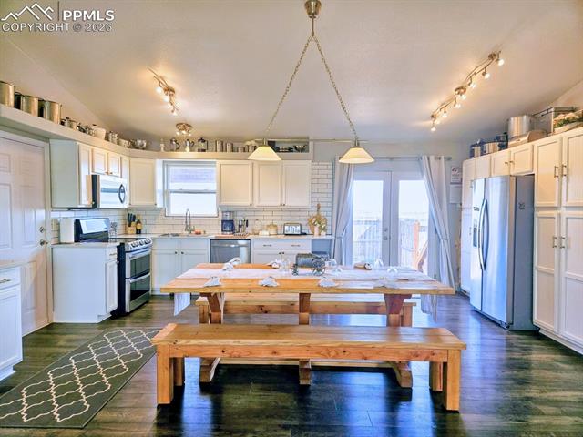 18690 Soapstone View