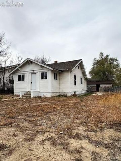 Photo of 702 Rice Avenue, La Junta, CO 81050 (MLS # 8875400)