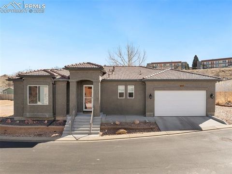 2043 Lone Willow View Colorado Springs CO 80904