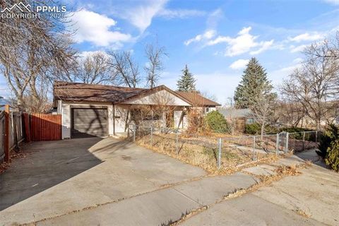 1522 Kingsley Drive Colorado Springs CO 80909