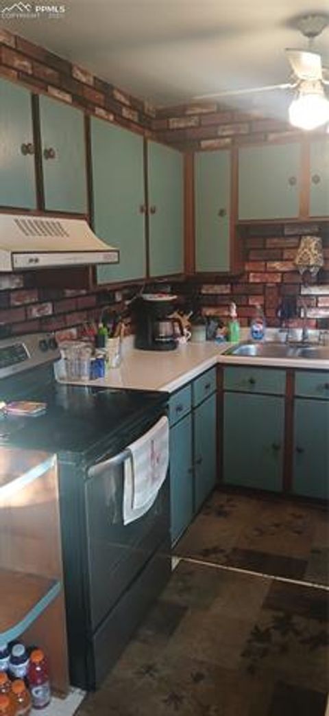 Tiny photo for 1528 Maxwell Street, Colorado Springs, CO 80906 (MLS # 1324042)