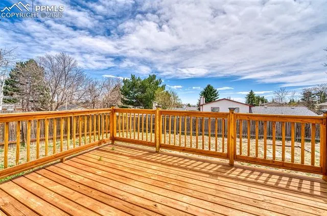 Colorado Springs, Colorado 80917, United States, 3 Bedrooms Bedrooms, ,2 BathroomsBathrooms,Residential,Pending,108417