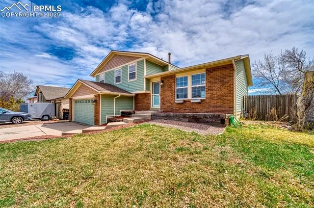 Colorado Springs, Colorado 80917, United States, 3 Bedrooms Bedrooms, ,2 BathroomsBathrooms,Residential,Pending,108417