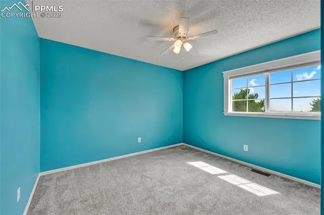 Colorado Springs, Colorado 80917, United States, 3 Bedrooms Bedrooms, ,2 BathroomsBathrooms,Residential,Pending,108417