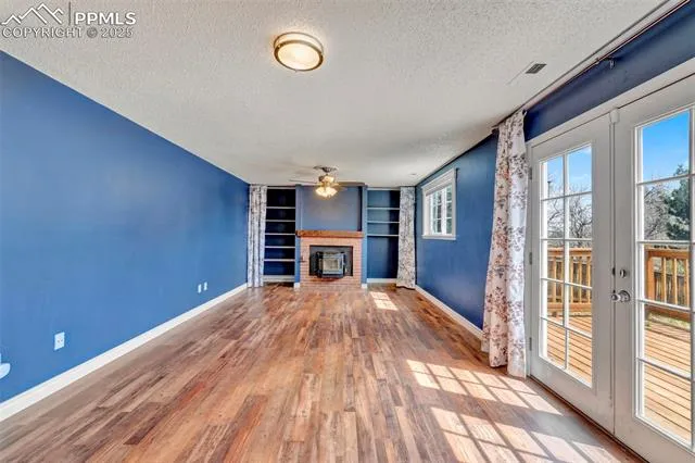 Colorado Springs, Colorado 80917, United States, 3 Bedrooms Bedrooms, ,2 BathroomsBathrooms,Residential,Pending,108417