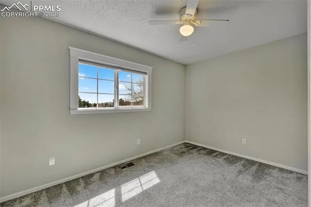 Colorado Springs, Colorado 80917, United States, 3 Bedrooms Bedrooms, ,2 BathroomsBathrooms,Residential,Pending,108417