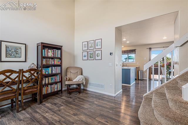 7065 Stockwell Drive